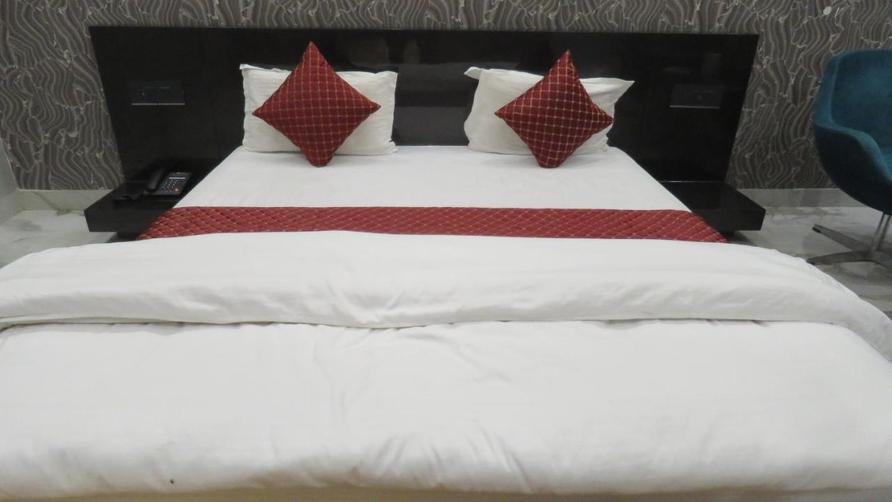 Raja Ji Hotels & Restaurant Jind Zewnętrze zdjęcie